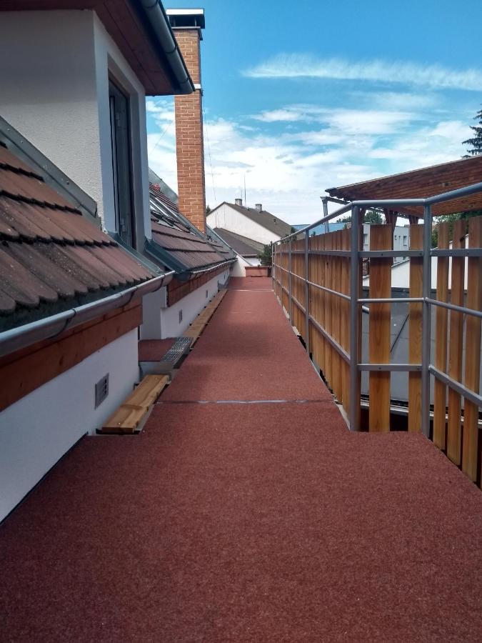 Apartmany Lono Йичин Экстерьер фото