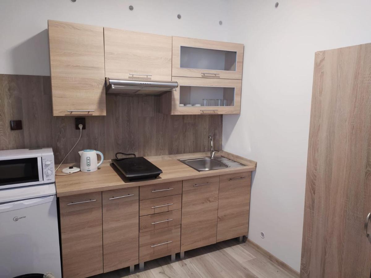 Apartmany Lono Йичин Экстерьер фото